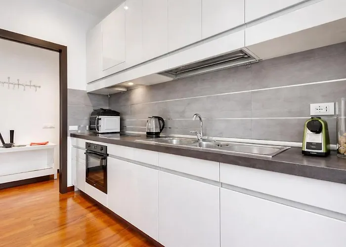Family With 2br Near Vatican Daire Roma