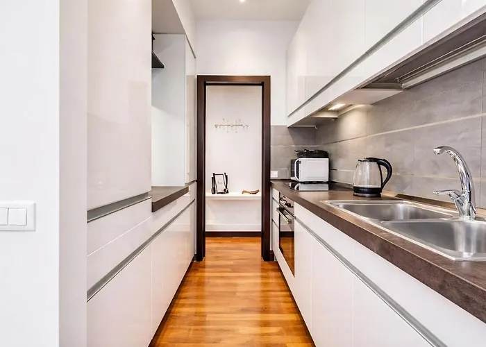 Daire Family With 2br Near Vatican *