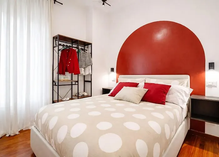 Family With 2br Near Vatican