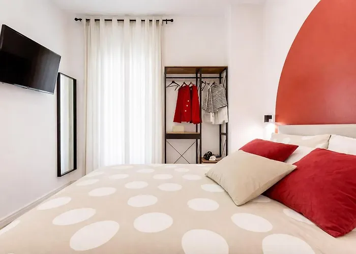 Family With 2br Near Vatican Rome