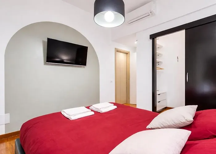 Family With 2br Near Vatican Apartment *
